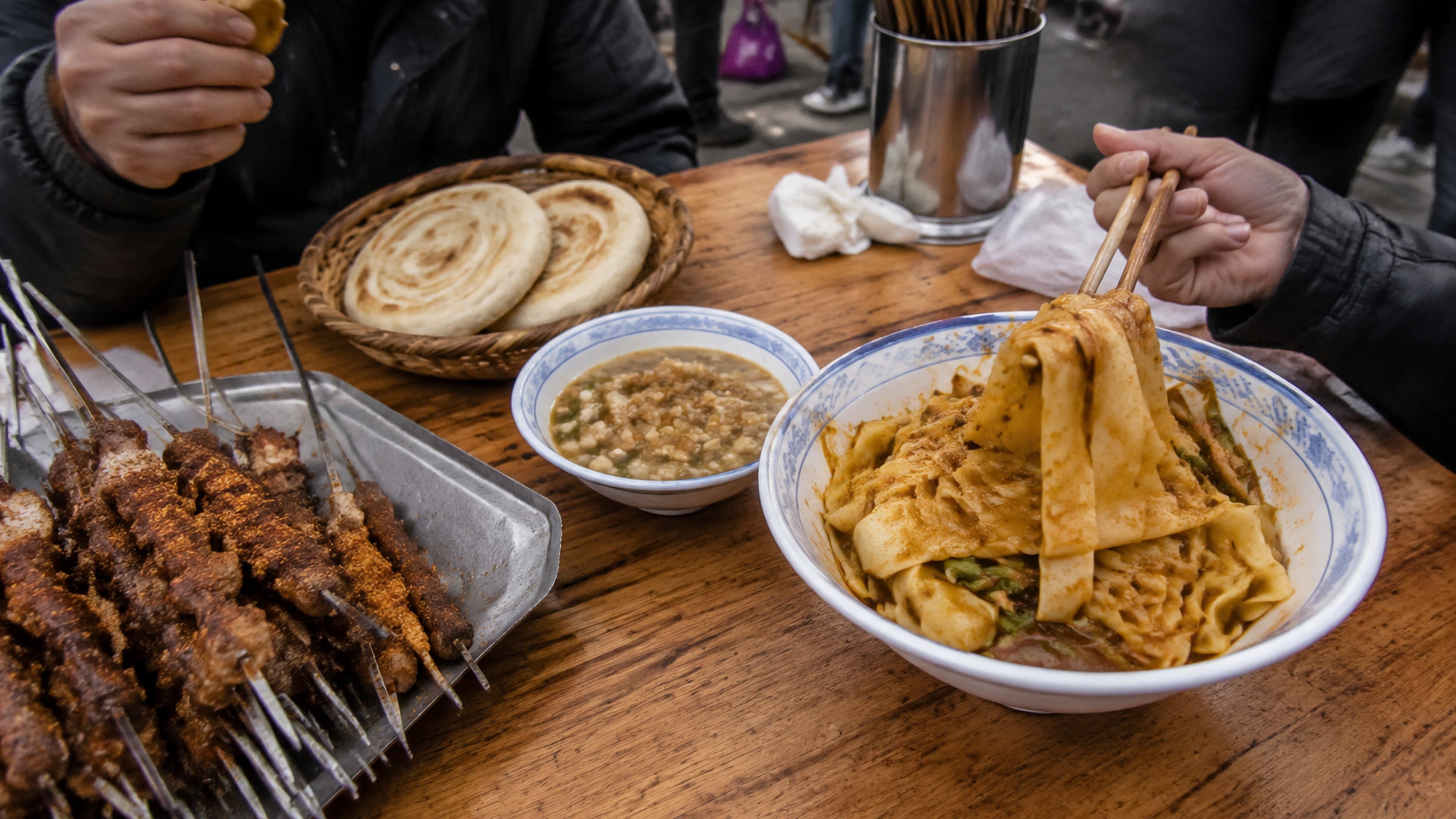 Lintong or Huashan can extend the trip