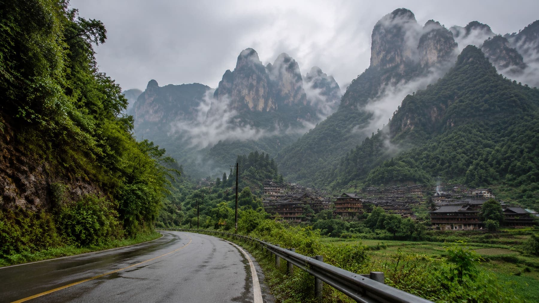 Mountain road leading from Zhangjiajie toward western Hunan old towns