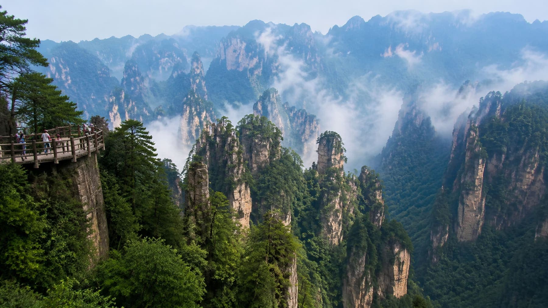 Wulingyuan sandstone peaks and mist around Tianzi Mountain